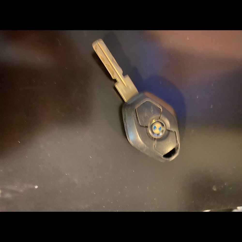 Bmw Key - image 1